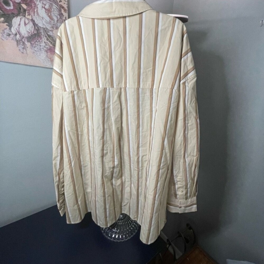 Future collective Fall plus size stripe button-down nwt - Picture 2 of 5